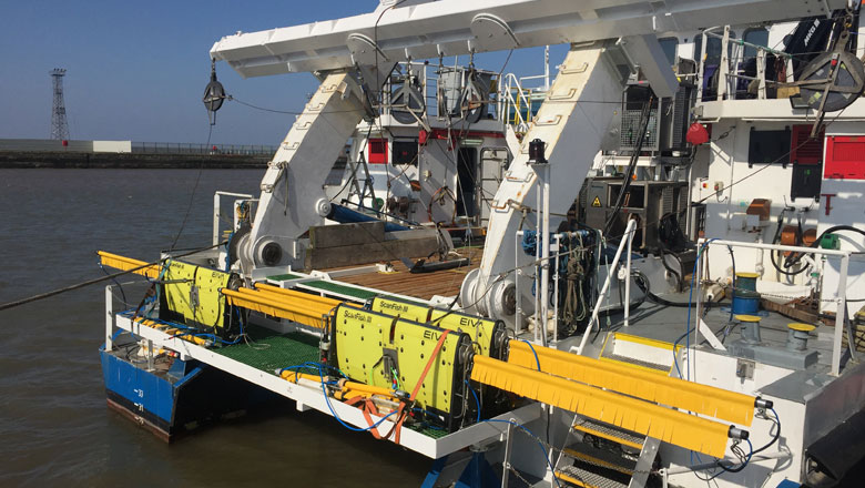 Multiple ScanFish setup for UXO surveying